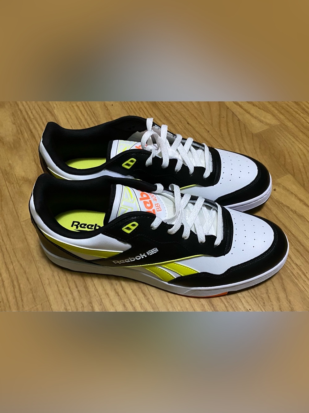 Reebok BB 4000 Men’s S11.5 NWOT